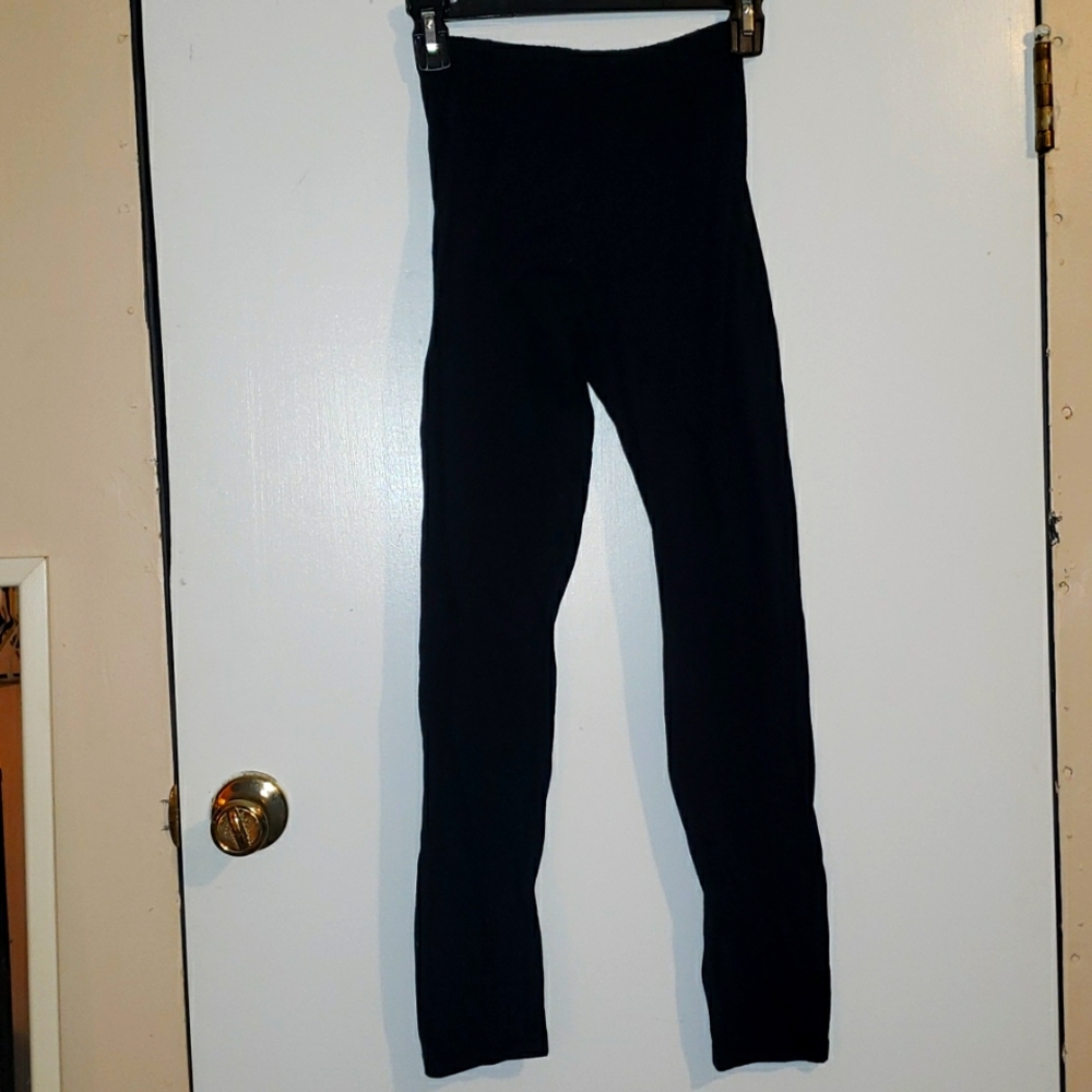 Sz S lightweight Black Yoga/Leggings